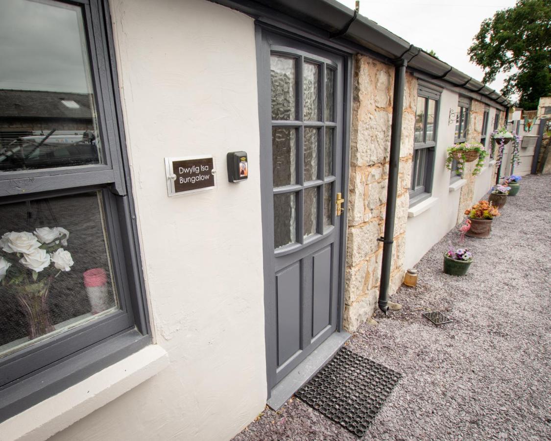 Dwylig Isa Holiday Cottages Rhuddlan Exteriör bild