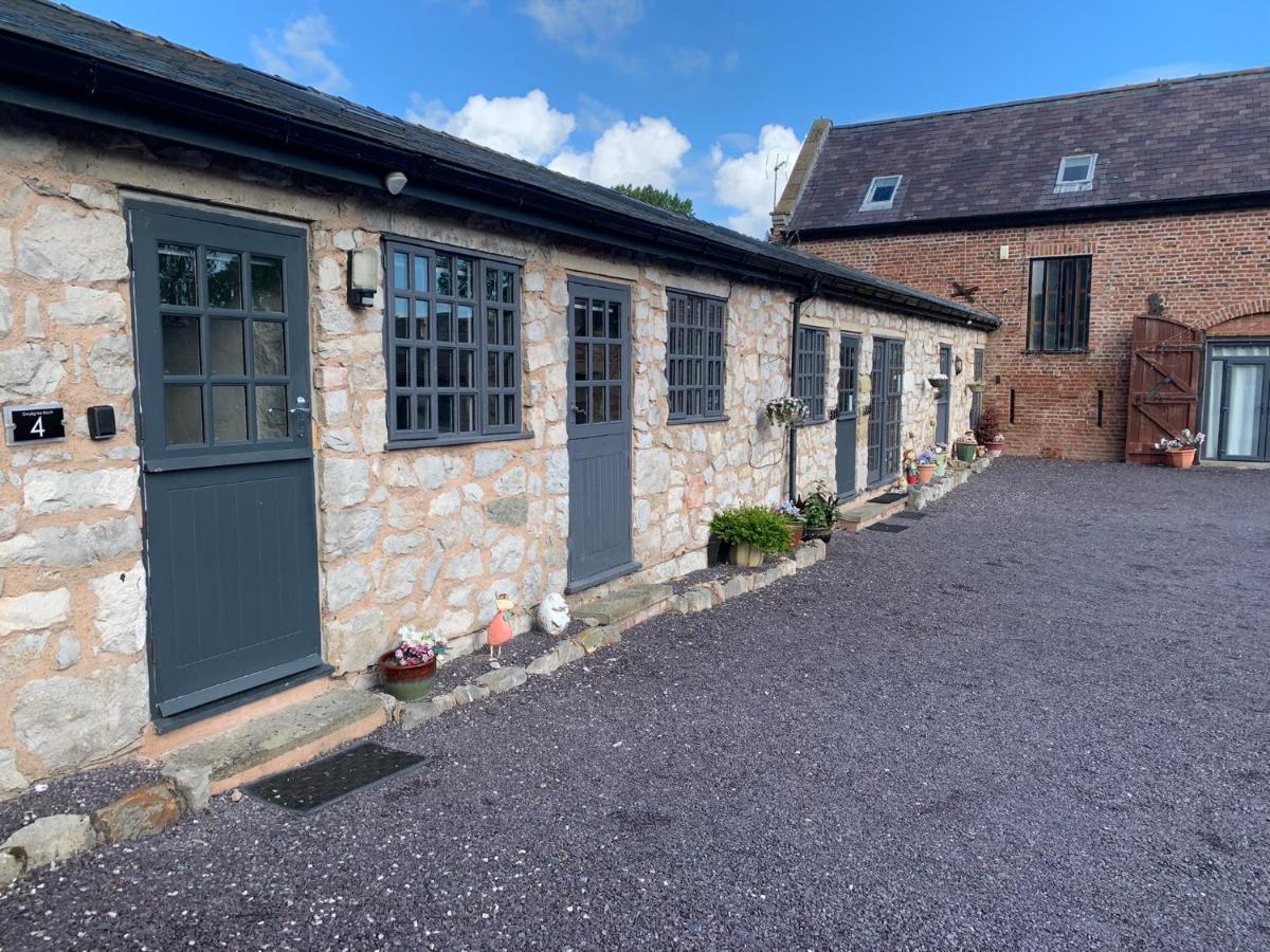 Dwylig Isa Holiday Cottages Rhuddlan Exteriör bild