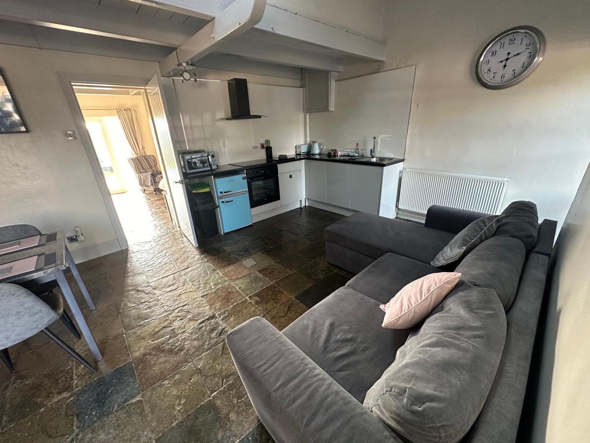 Dwylig Isa Holiday Cottages Rhuddlan Rum bild