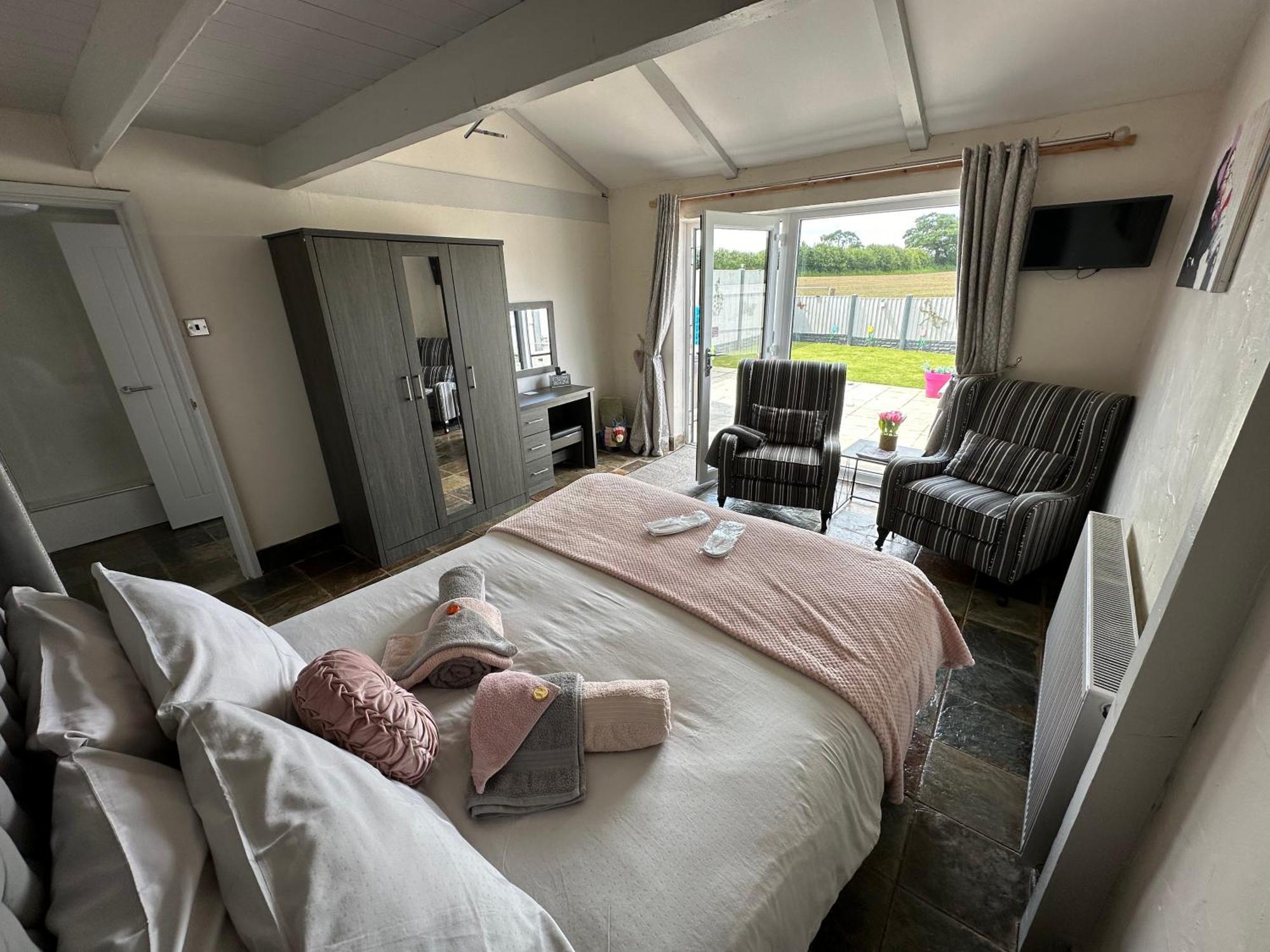 Dwylig Isa Holiday Cottages Rhuddlan Exteriör bild