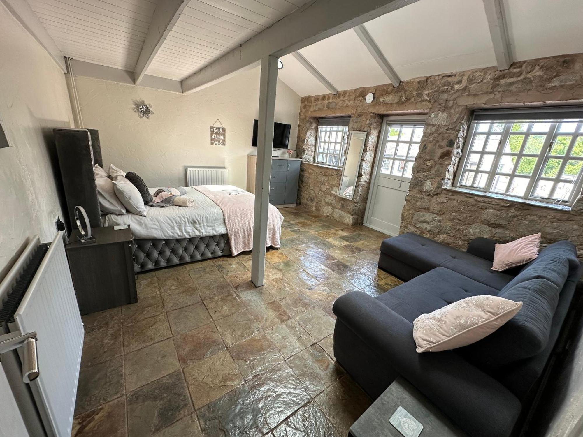 Dwylig Isa Holiday Cottages Rhuddlan Exteriör bild