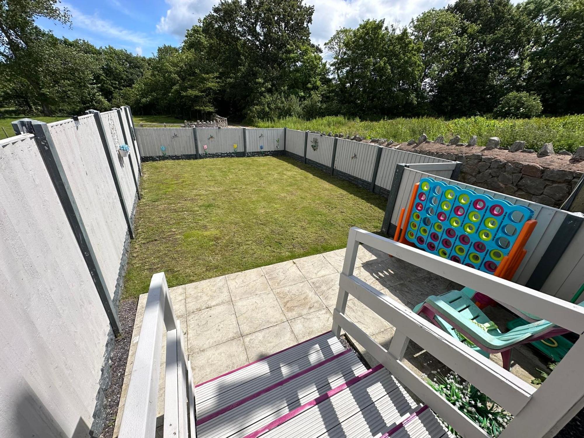 Dwylig Isa Holiday Cottages Rhuddlan Exteriör bild