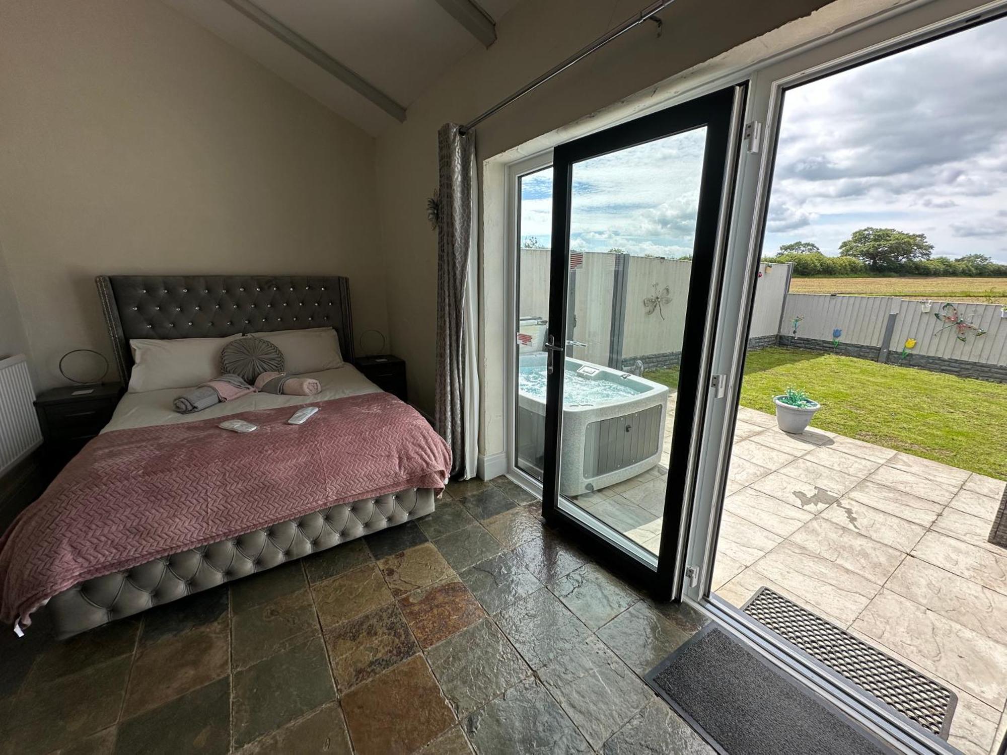Dwylig Isa Holiday Cottages Rhuddlan Exteriör bild